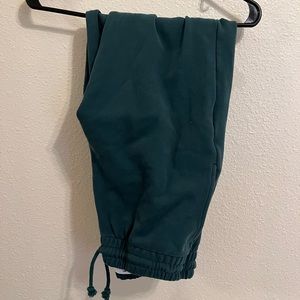 Zyia Green Sweatpants